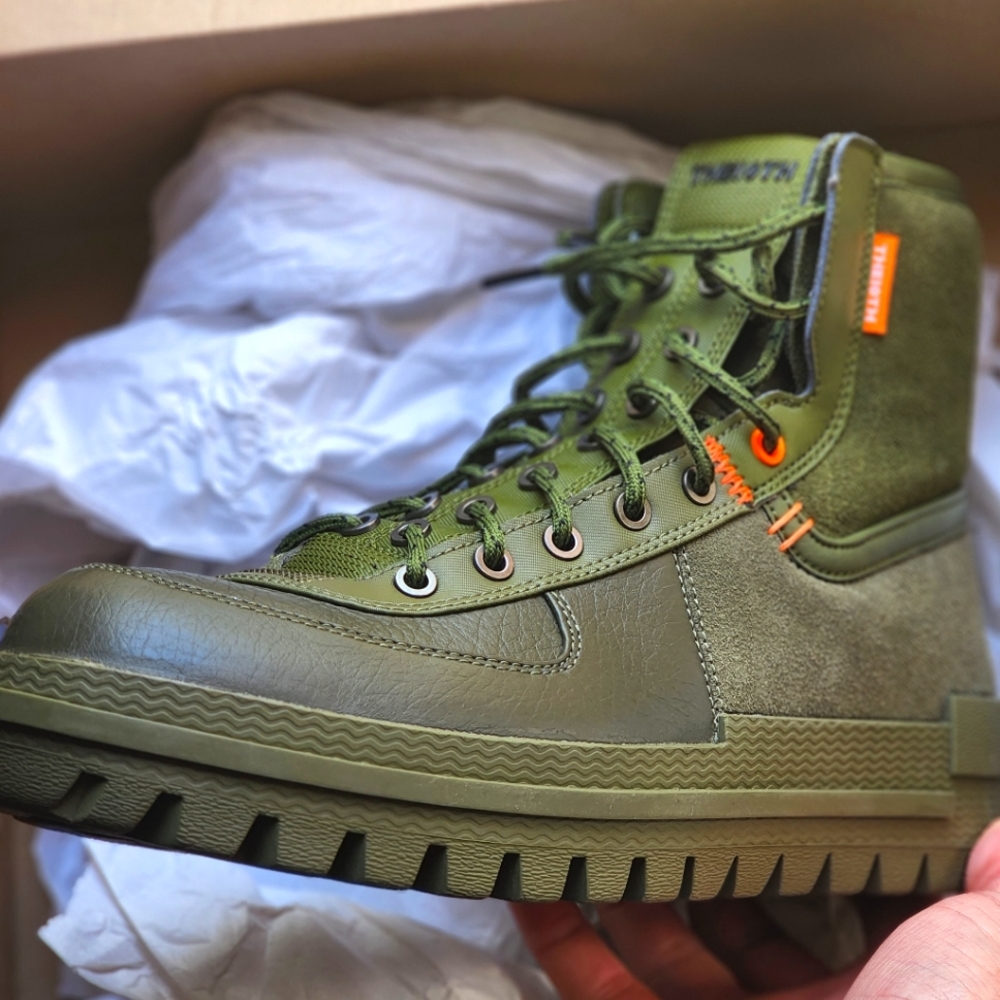 NIKE Xarr ‘the10th’ Boot/ shoes in Triple-Green